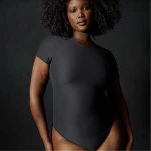 Abercrombie Soft Matte Seamless Bodysuit Black Short Sleeve XL